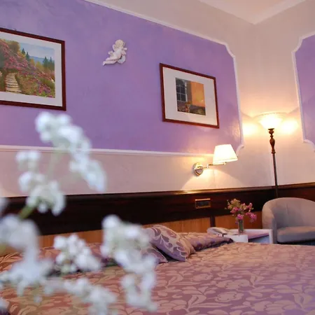 Benny Hotel 3*
