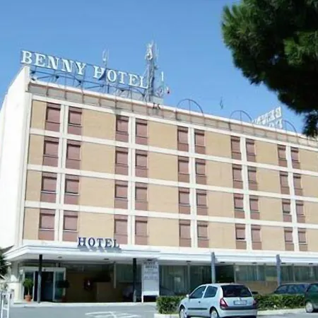 Benny Hotel 3*