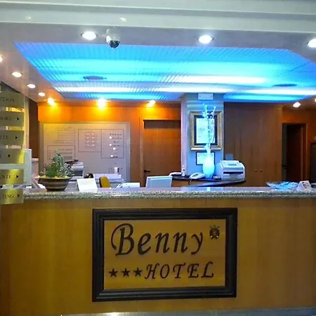 Benny Hotel 3*