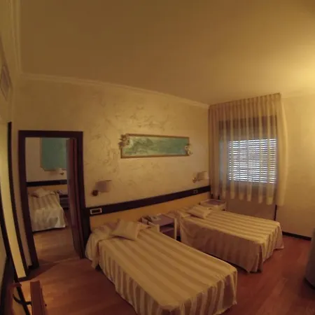 Benny Hotel 3*